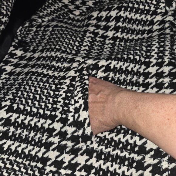 Eloquii Elements Houndstooth Coat - Picture 5 of 6